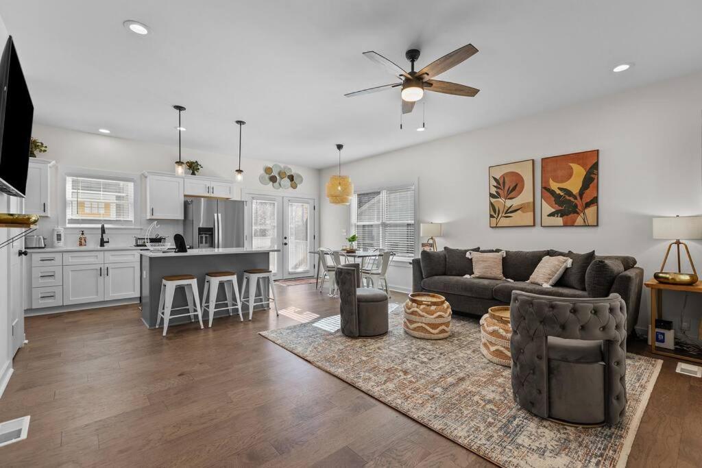 Contemporary Home, Close To Downtown And Nccu Durham Bagian luar foto